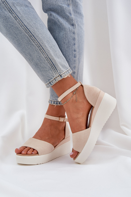 Lightweight Platform Sandals With Delicate Wedge Light Beige Gillifia