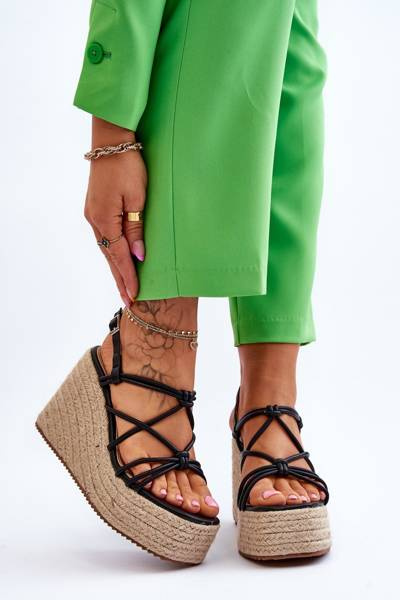 Fashionable Wedge Sandals With Braid Black Nessia