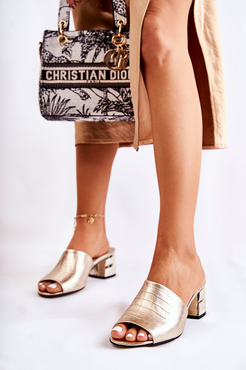 Klapki Skóra Damskie Wzór Krokodyl Obcas Złote Perry