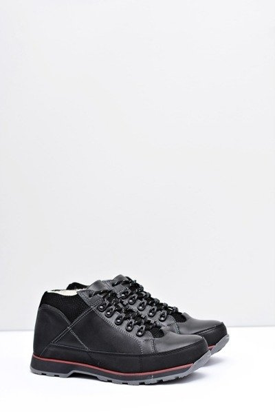 Men's Black Warmed Trafer Shoes