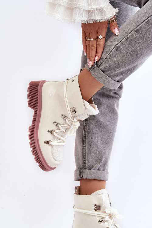 Women's Lacquered Leather Trapper Boots GOE MM2N4083 White