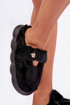 Furry Slippers With A Small Brooch Black Primaria