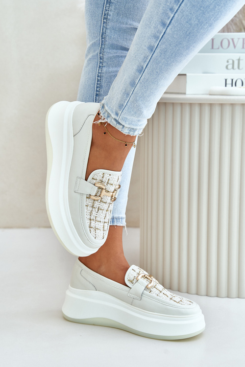 Mokasyny Skóra Naturalna Platforma Złota Ozdoba Jasnobeżowe 89105 Vinceza