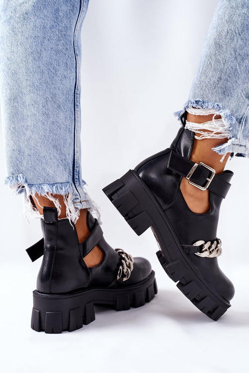 Boots With A Chain Black Torment