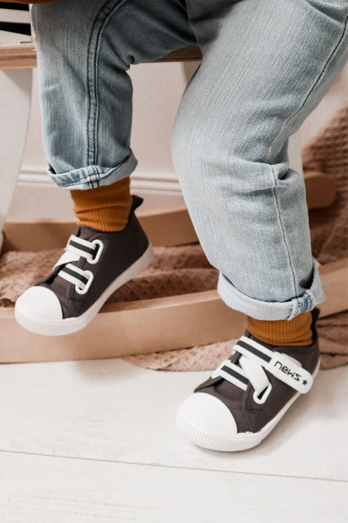 Children's Sneakers With Velcro Grey News
