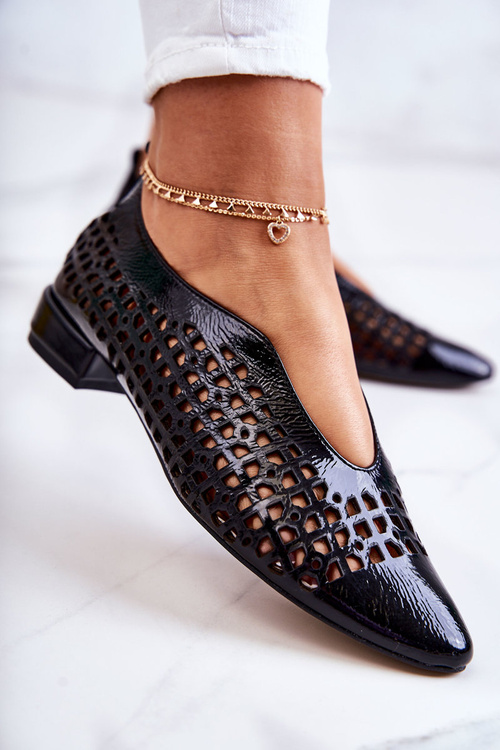 Elegant Lacquered Leather Openwork Shoes Ismena Black