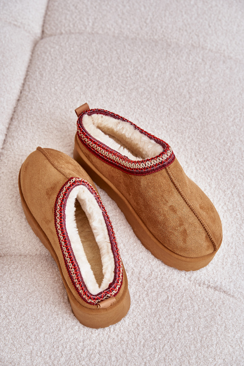 Women's Snow Boots On Platform Insulated With Fur Camel Remenia