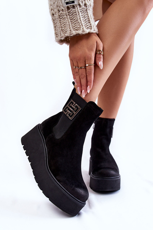 Women's Suede Boots On The Massive Platform Black Savira
