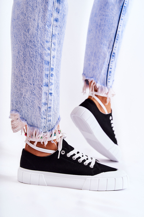 Women's Sneakers On The Platform Black Comes