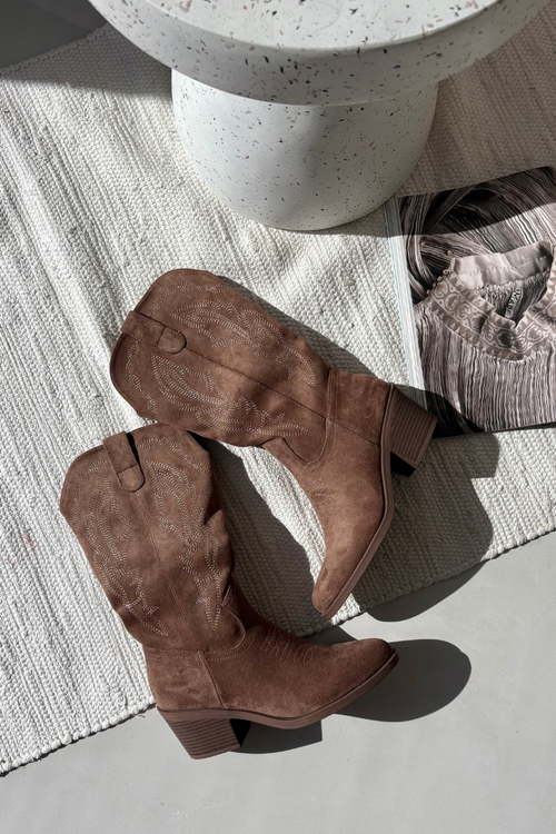 Damskie Kozaki Kowbojki Ocieplane Na Obcasie Ciemnobeżowe Vinceza 16508