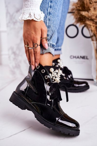 Insulated Boots With Pearls And Ribbon Patent Black Perla