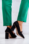 Suede Pumps With A Chain Black Alamoss