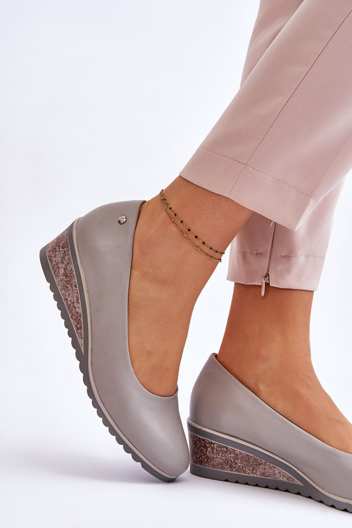 Classic Wedge Pumps Grey Graysen