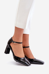 Heels With Block Heel Made Of Lacquered Eco Leather Black Emindria