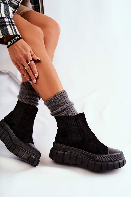 Fashionable Slip-On Boots On The Platform Black Jenna