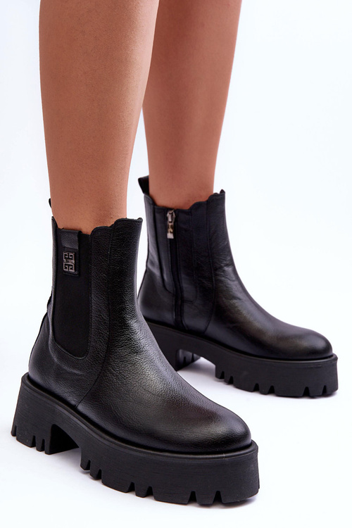 Leather Ankle Boots On Massive Platform Black Lisencca