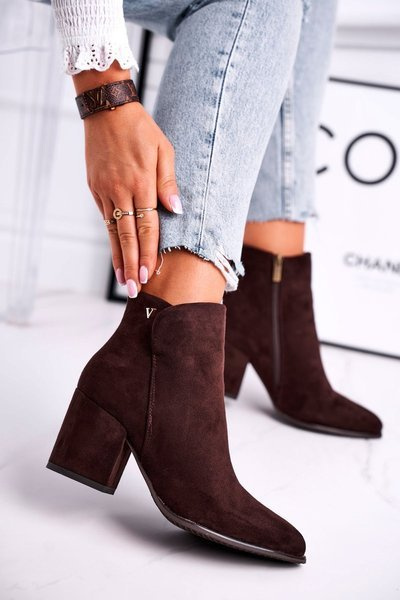 Women's Boots On Heel Brown So Good