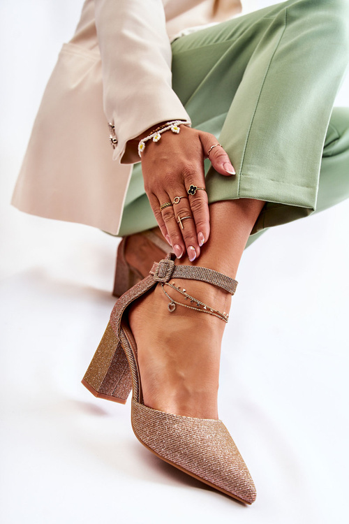 Shiny Pumps On A Bar Dark gold Amira