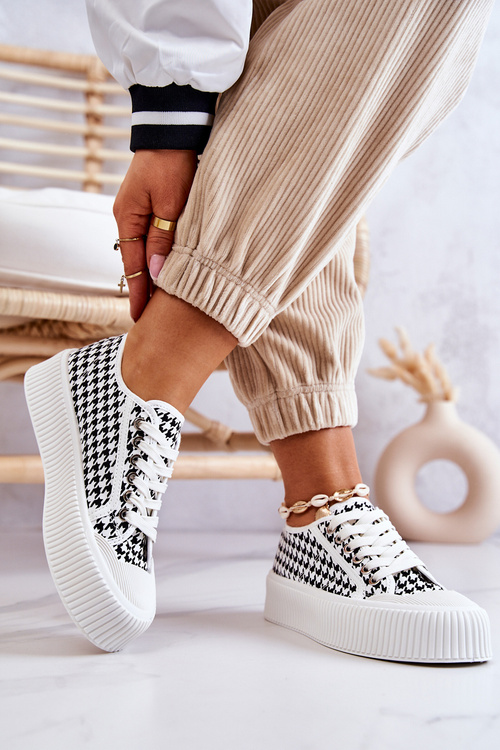 Low Sneakers On Platform White And Black Mischa