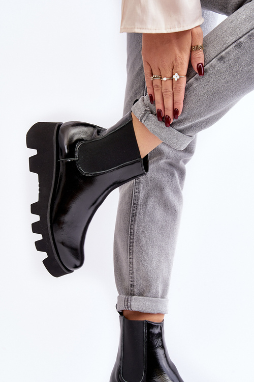 Women's leather ankle boots with chunky sole Laura Messi 2571 black