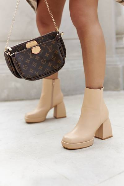 Women’s Insulated Boots With Square Heel Beige Closer