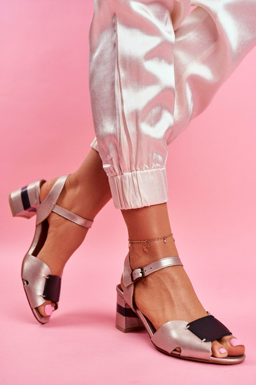 Leather Sandals On A Block Heel Maciejka 04120-25 Golden