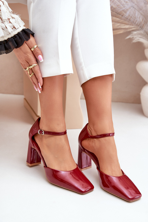 Czółenka Z Lakierowanej Eko Skóry Na Słupku Bordowe Emindria