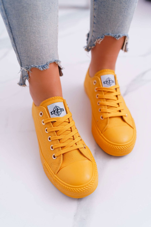 Women's Classic Sneakers Yellow Ecoma