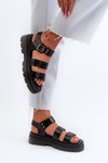 Women's sandals on a chunky sole black Nicarda