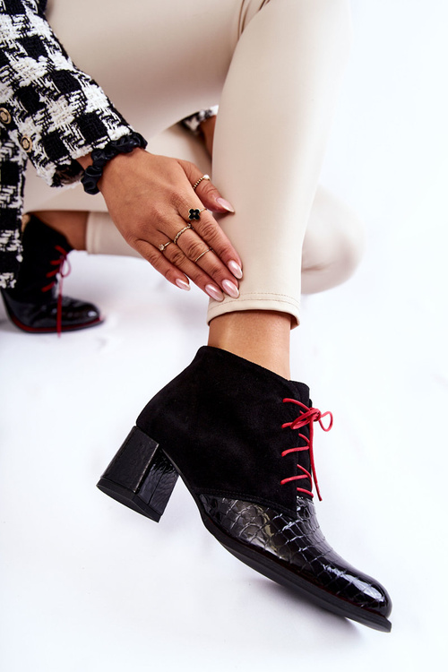 Women's Boots On Low Heel Black Ebba