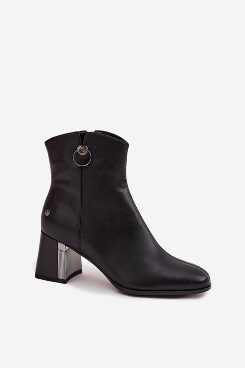 Insulated leather ankle boots on heel Maciejka K7203-04 Black