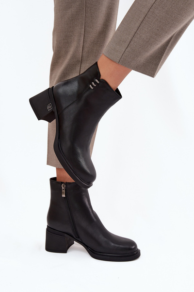 Leather Insulated Women's Ankle Boots on Block Vinceza 91159 Black
