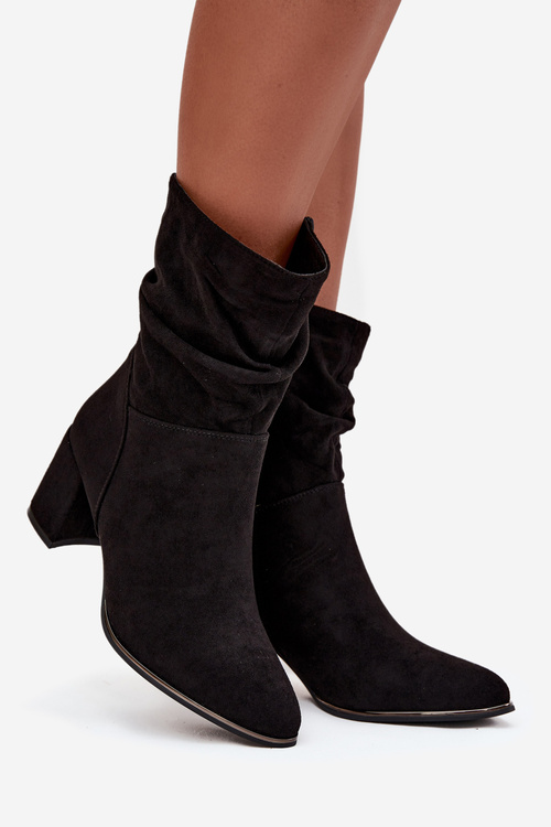 Women's ankle boots with gathering on wooden heel Ivressa
