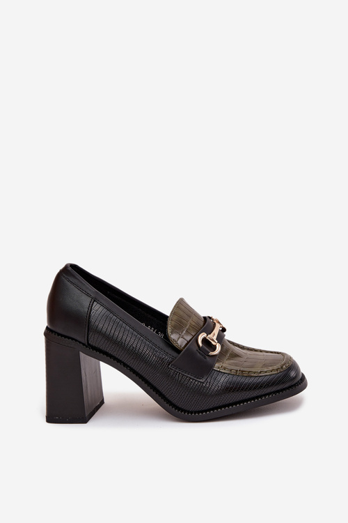 Women's Low Heels Shoes With Embossing And Golden Detail Green-Black Novella