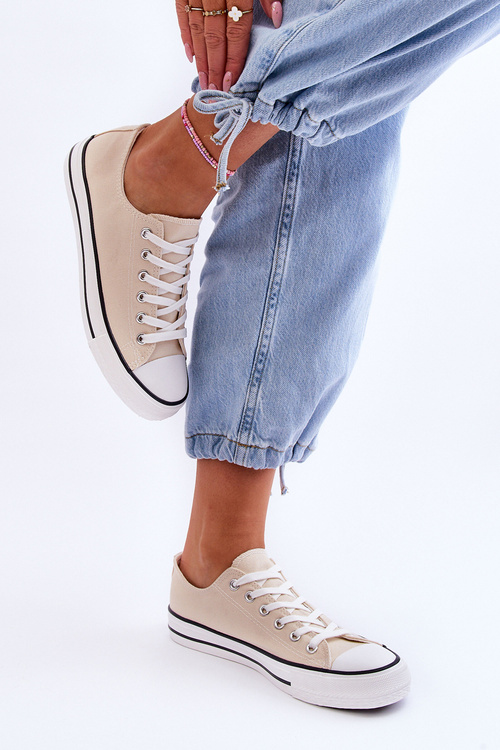 Classic Low Women's Sneakers Light beige Vegas