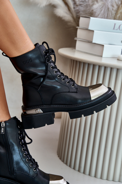 Insulated Women's Boots Made of Natural Leather Black Goe OO2N4119