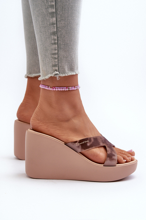 Damskie Klapki Na Koturnie Beżowe 83520 Ipanema High Fashion Slide Fem