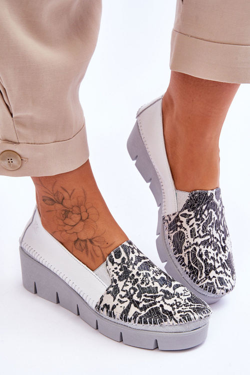 Leather Wedge Sneakers Maciejka 5814A-11 Black and white