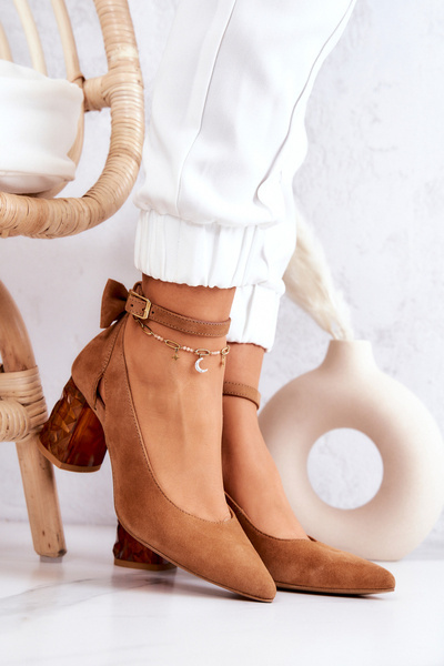 Suede Pumps With A Bow Maciejka 05059-29 Brown