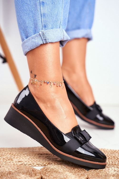 VINCEZA Lacquered Ankle Booties 22-10446 Black