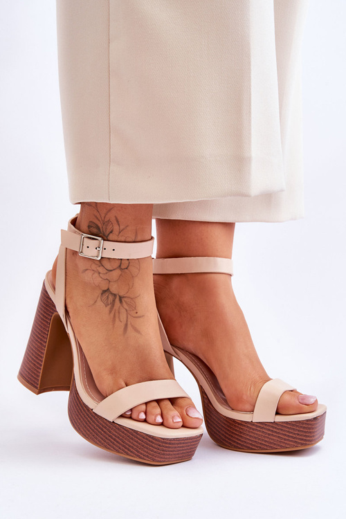 Leather Sandals On A Chunky Platform Beige Marina