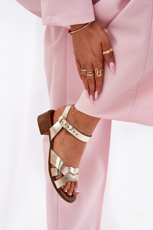 Leather sandals on a delicate heel Zazoo 40372 gold