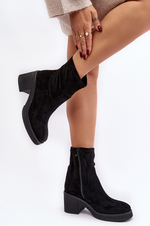 Women's ankle boots with a heel Camel Argastis