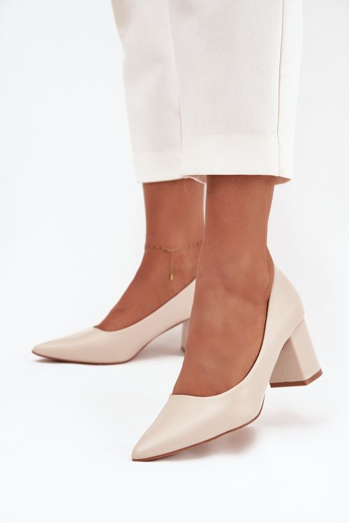 Wedge heel shoes with pointed toes light beige Ryvessa