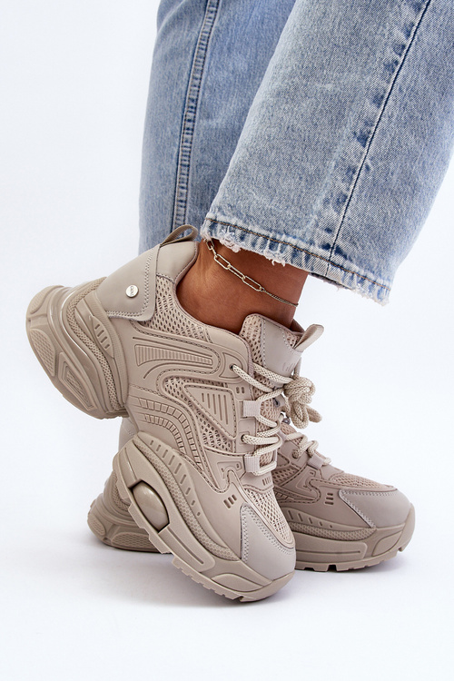 Sports Shoes On A Massive Platform GOE LL2N4029 White