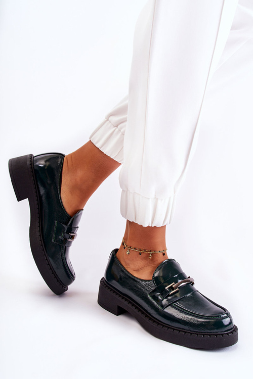 Lacquered Shoes With Silver Ornament Green Hestill