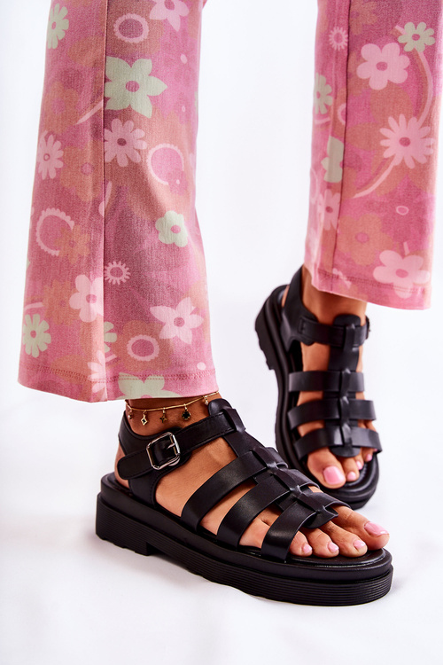 Fashionable Sandals With Straps Black Malien