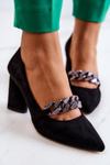 Suede Pumps With A Chain Black Alamoss