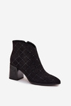 Women's low-heeled boots with decoration D&A MR52-133 Black