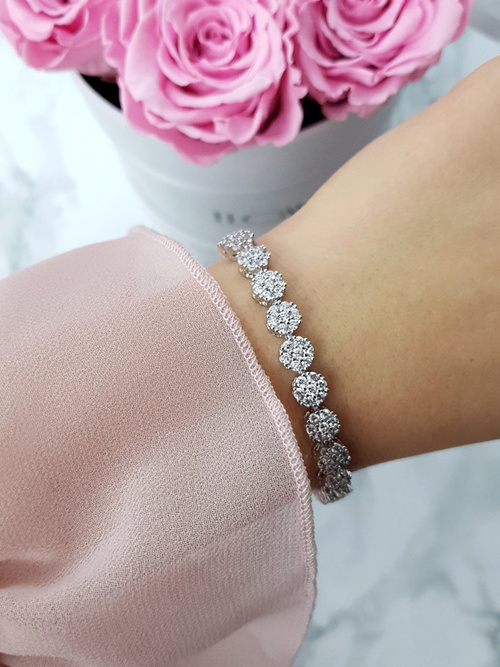 Women's Chain Bracelet Silver Crystals Nephretete